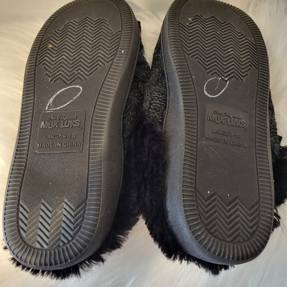 Muk Luks Knit Slippers, Size Large 9-10 - Picture 5 of 5